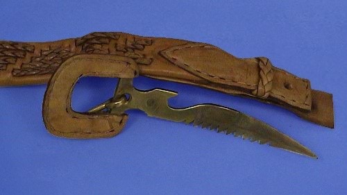 Bowen knife belt