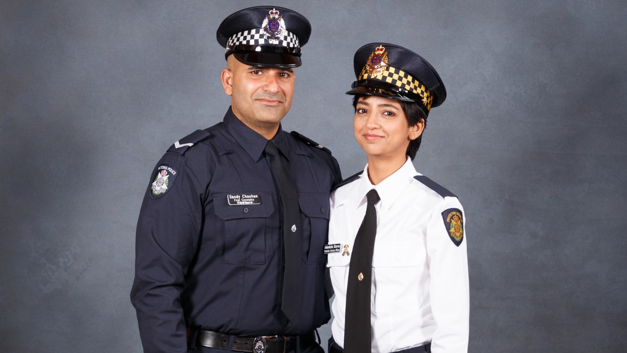 Police Life stories – Prior skills prove useful vehicle - police officer and PSO 1280x720 – in-page